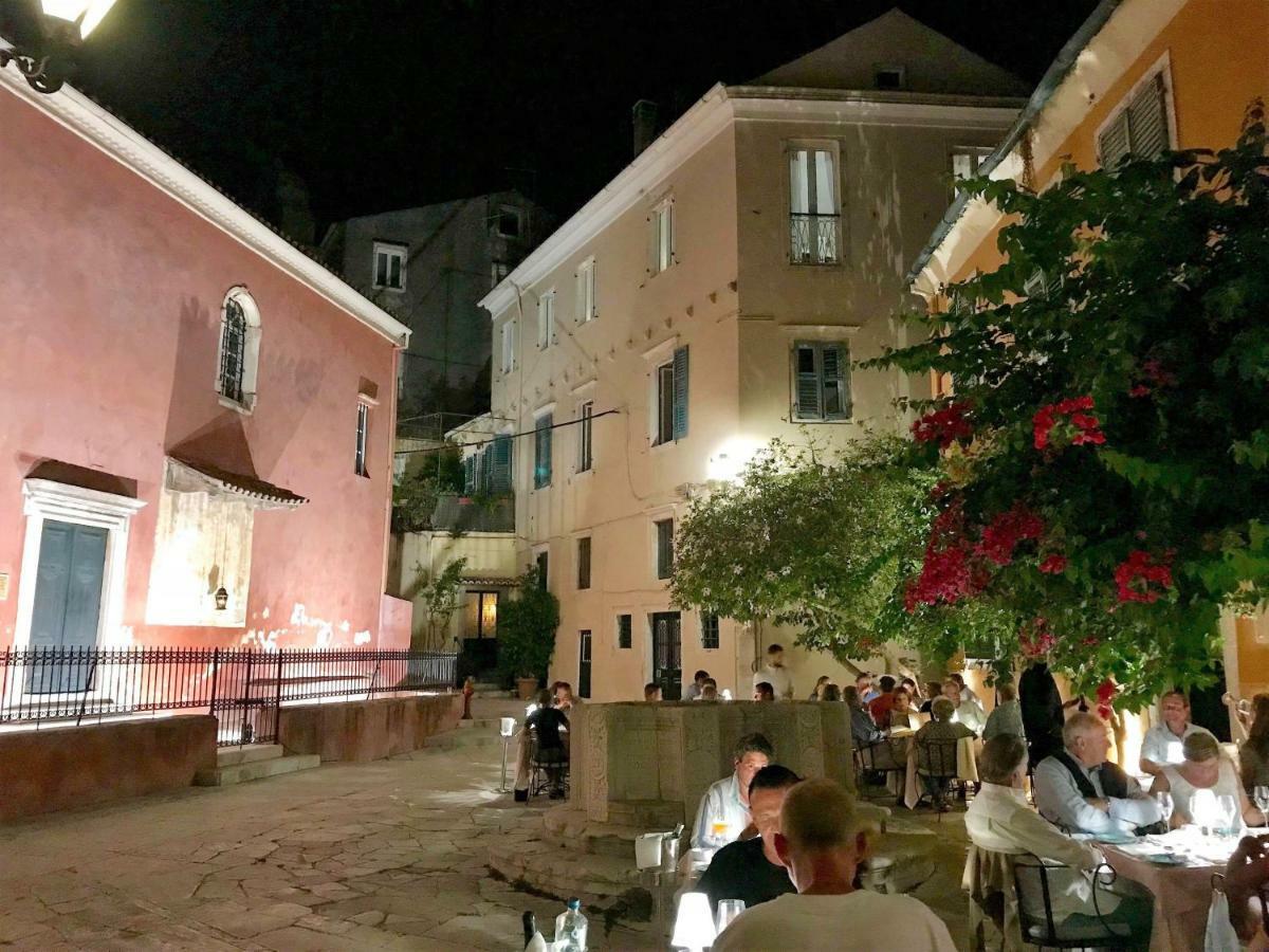Venetian Well Cozy Apartment Corfu Old Town Exterior photo