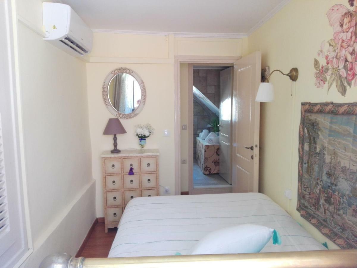 Venetian Well Cozy Apartment Corfu Old Town Exterior photo